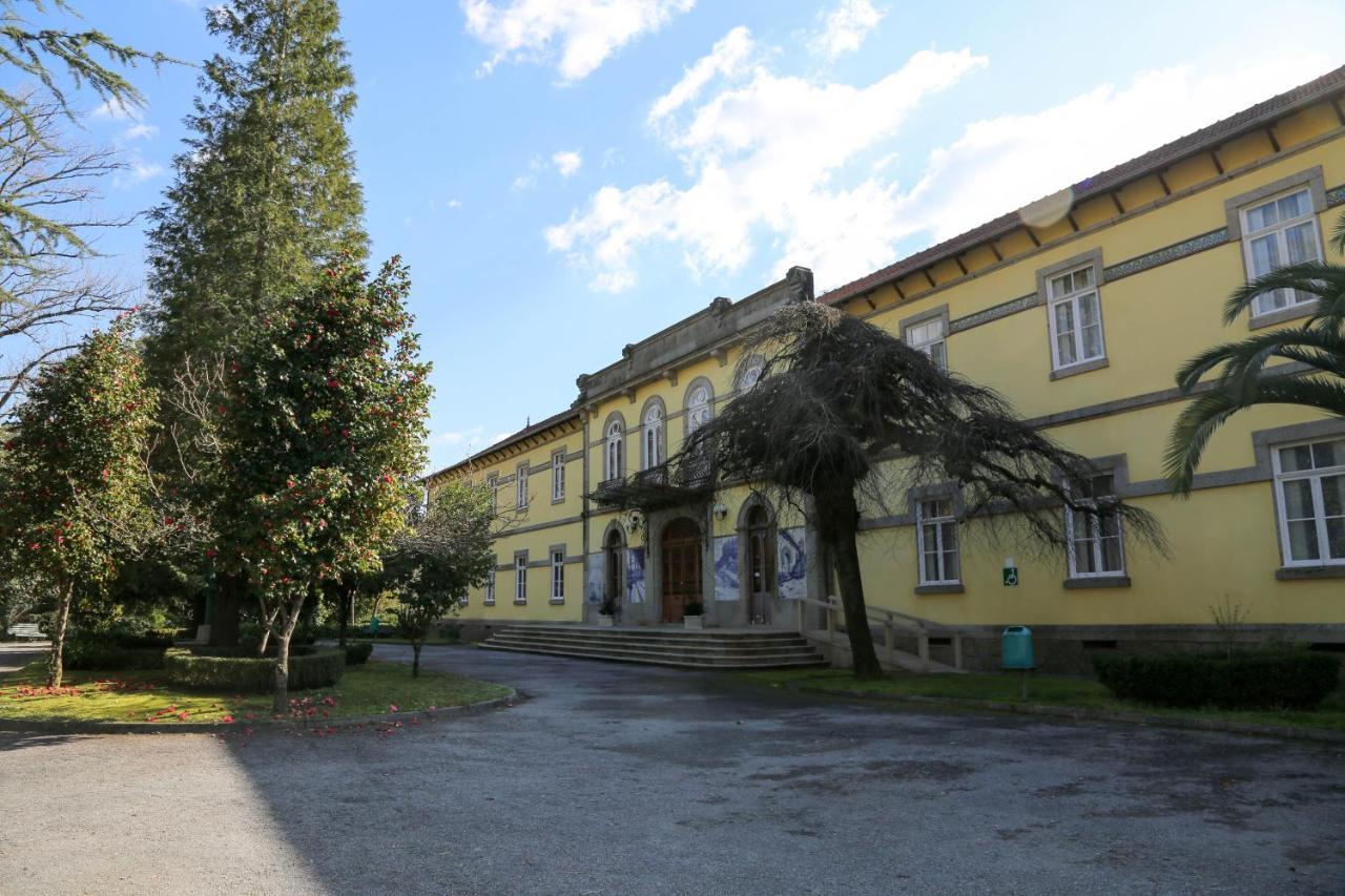 Отель Inatel Entre-Os-Rios Portela  Экстерьер фото